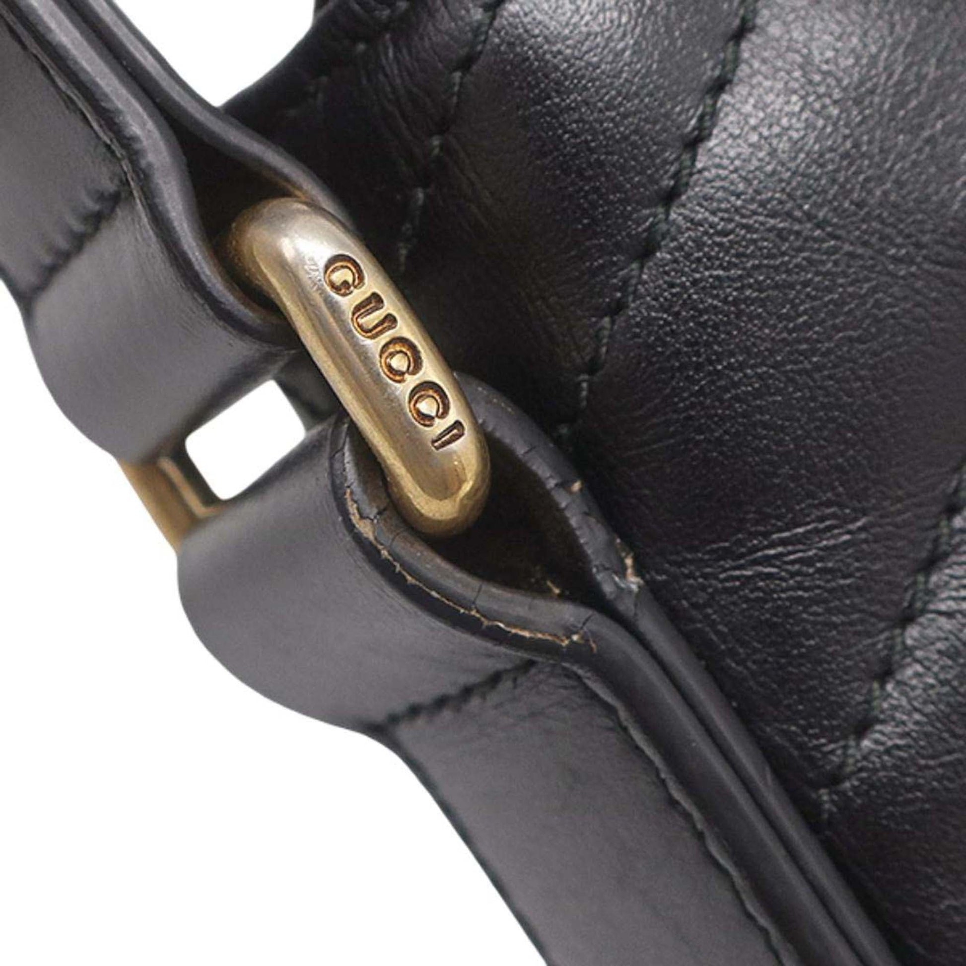 Gucci GG Marmont  Matelasse Leather Crossbody
