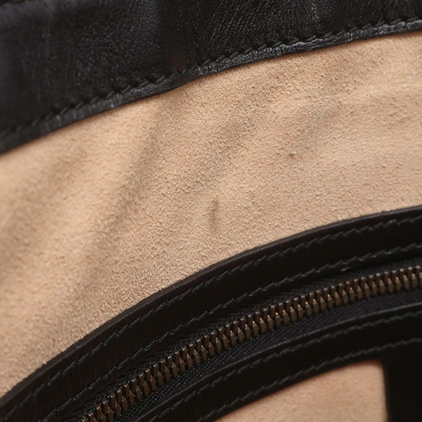 Gucci GG Marmont  Matelasse Leather Crossbody