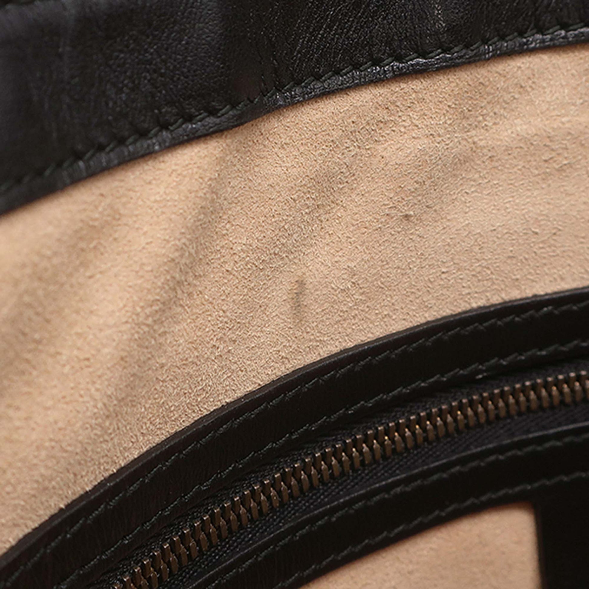 Gucci GG Marmont  Matelasse Leather Crossbody