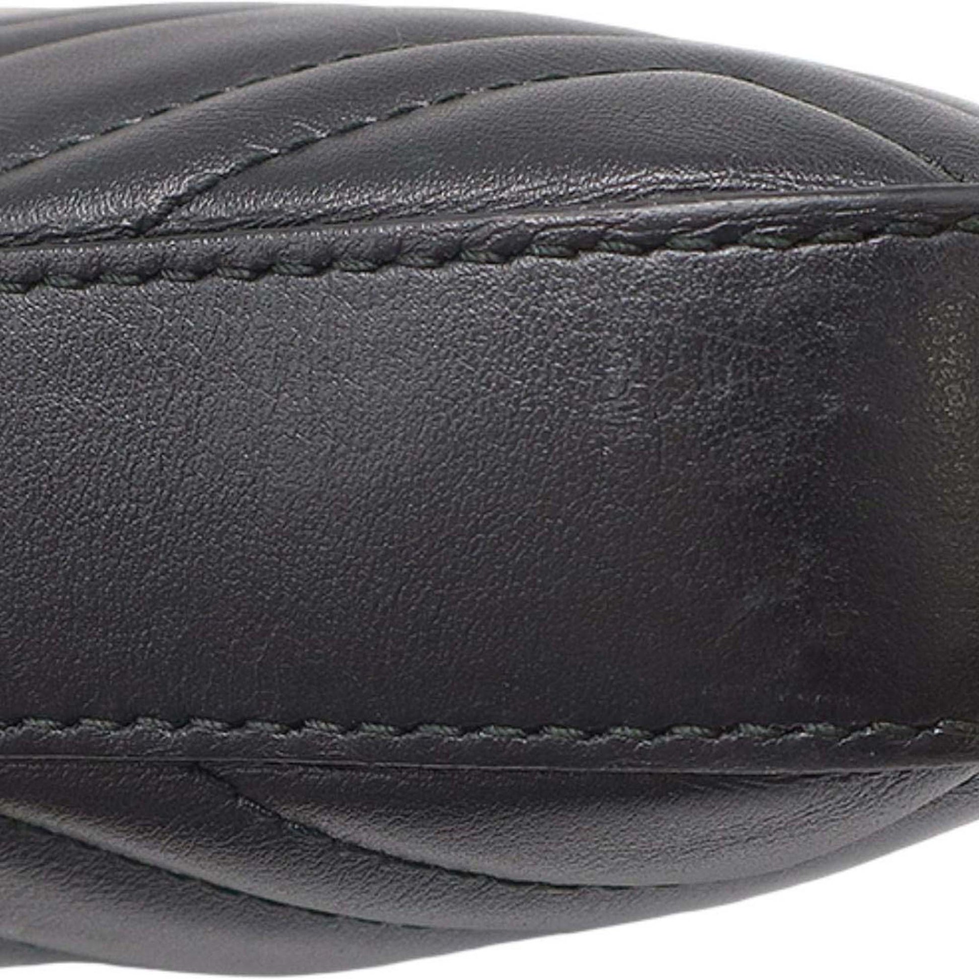 Gucci GG Marmont  Matelasse Leather Crossbody