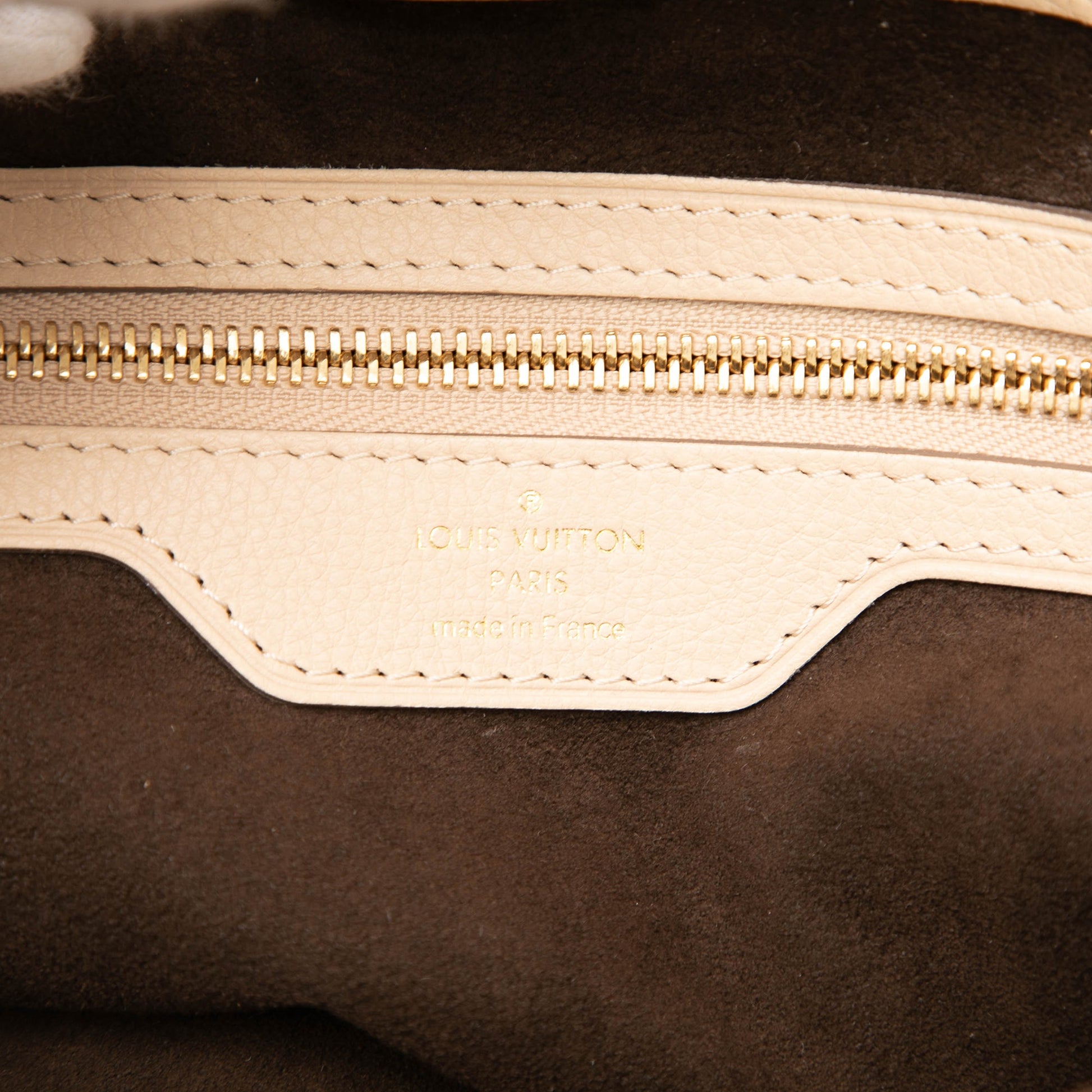 Louis Vuitton Monogram Mahina Cirrus PM