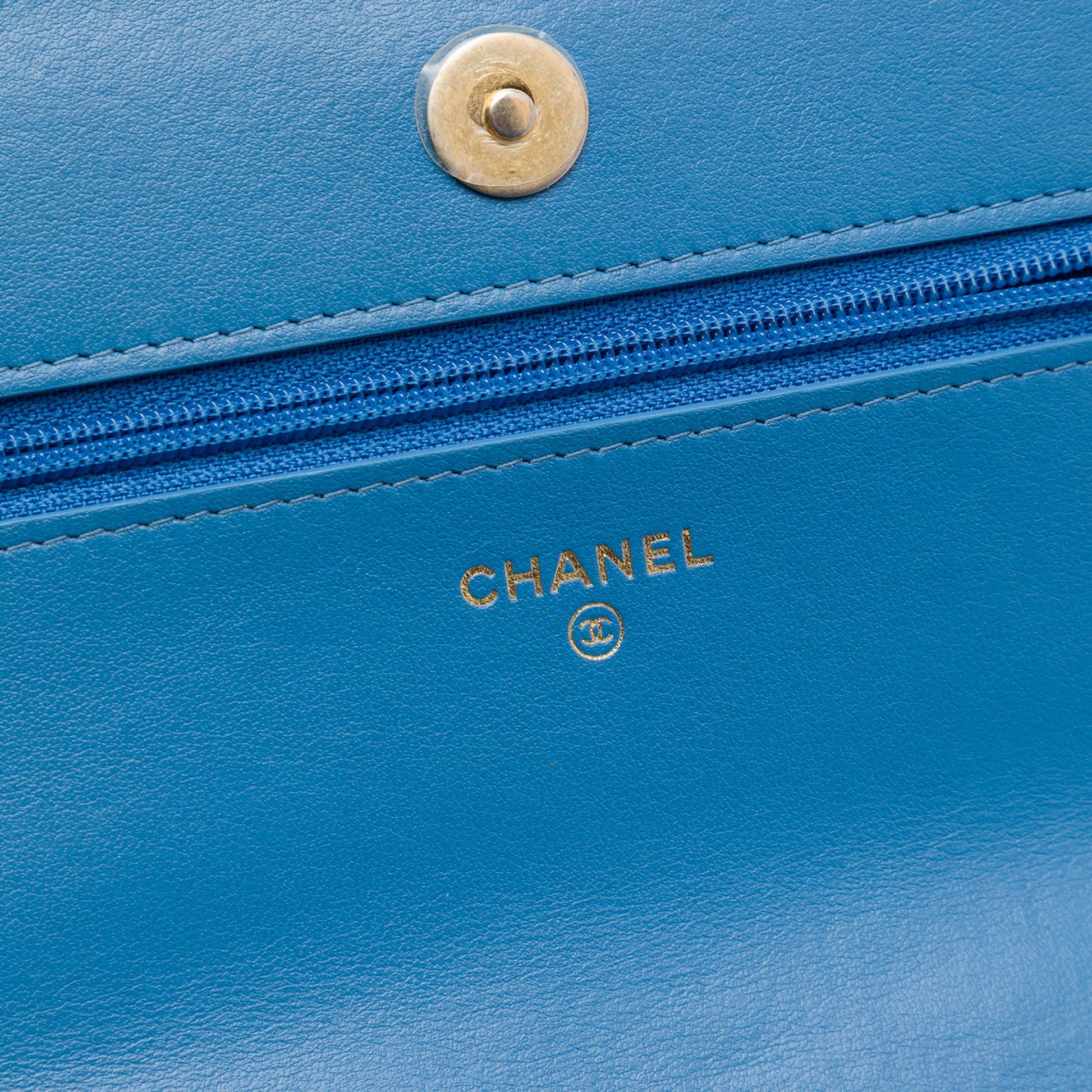Chanel Quilted Lambskin 19 Wallet On Chain