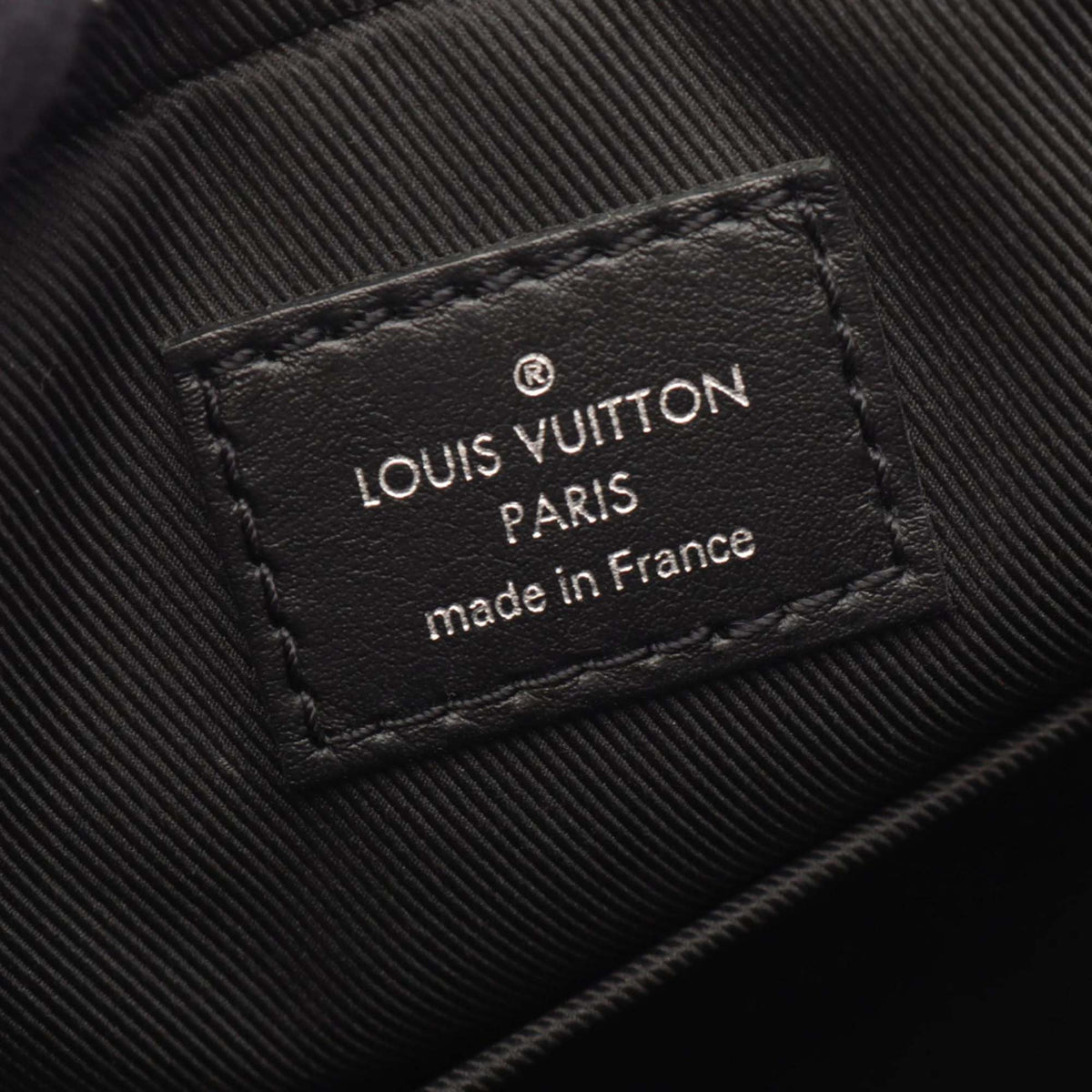 Louis Vuitton Damier Graphite Trio Messenger — Black