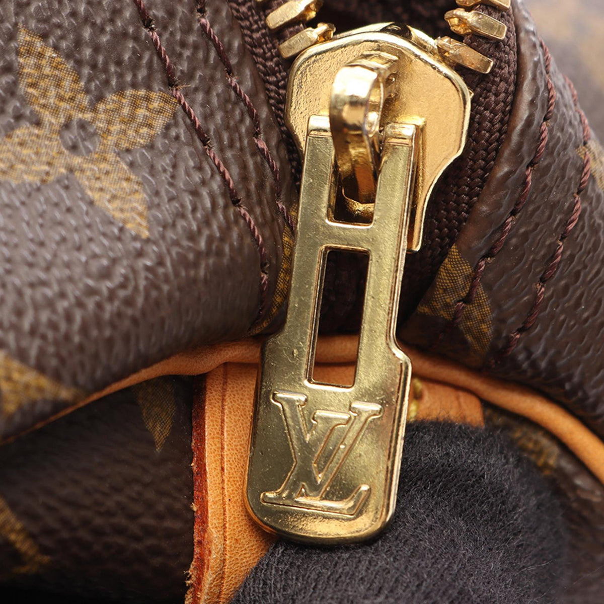 Louis Vuitton Monogram Keepall 55