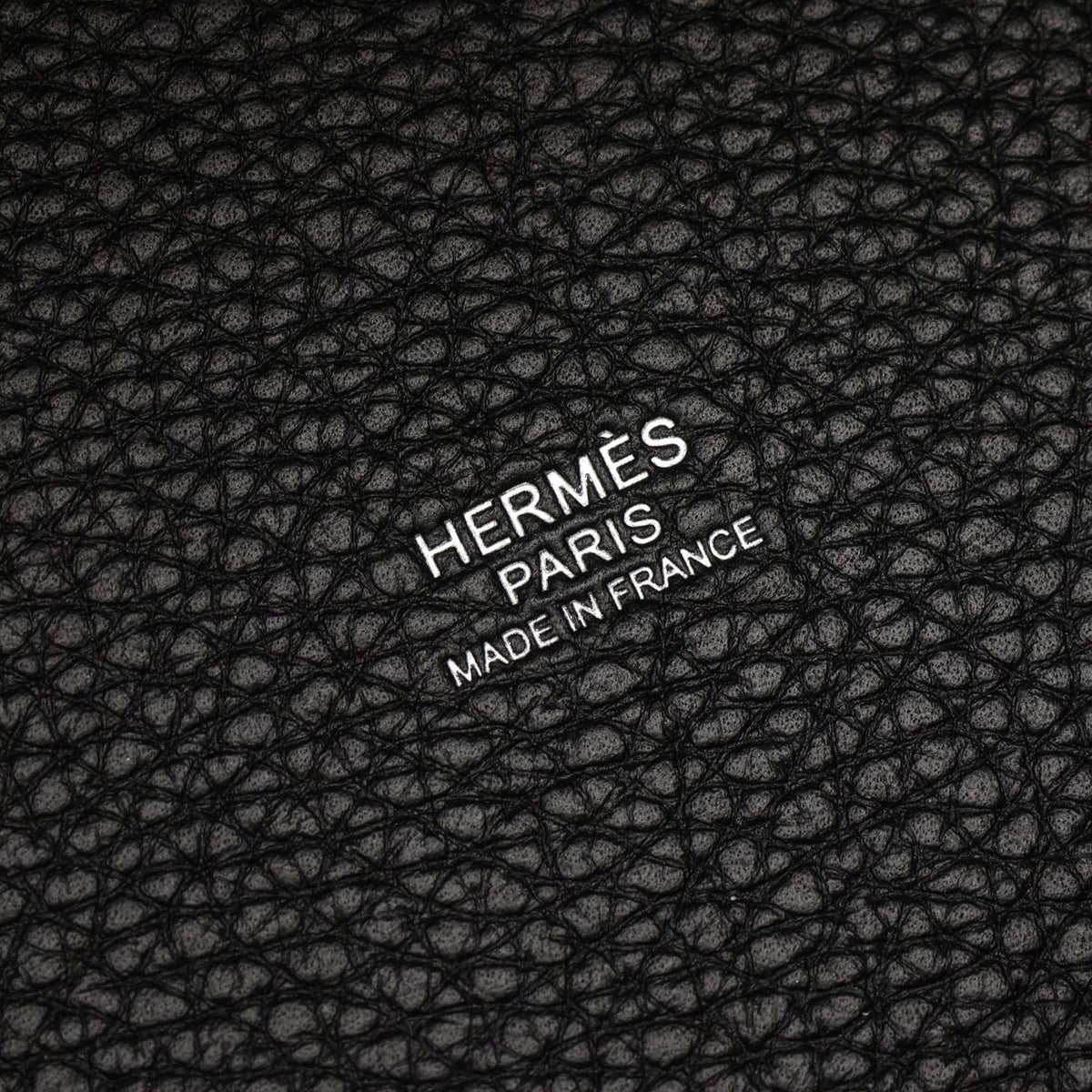 Hermès Clemence Picotin Lock 22 — Black