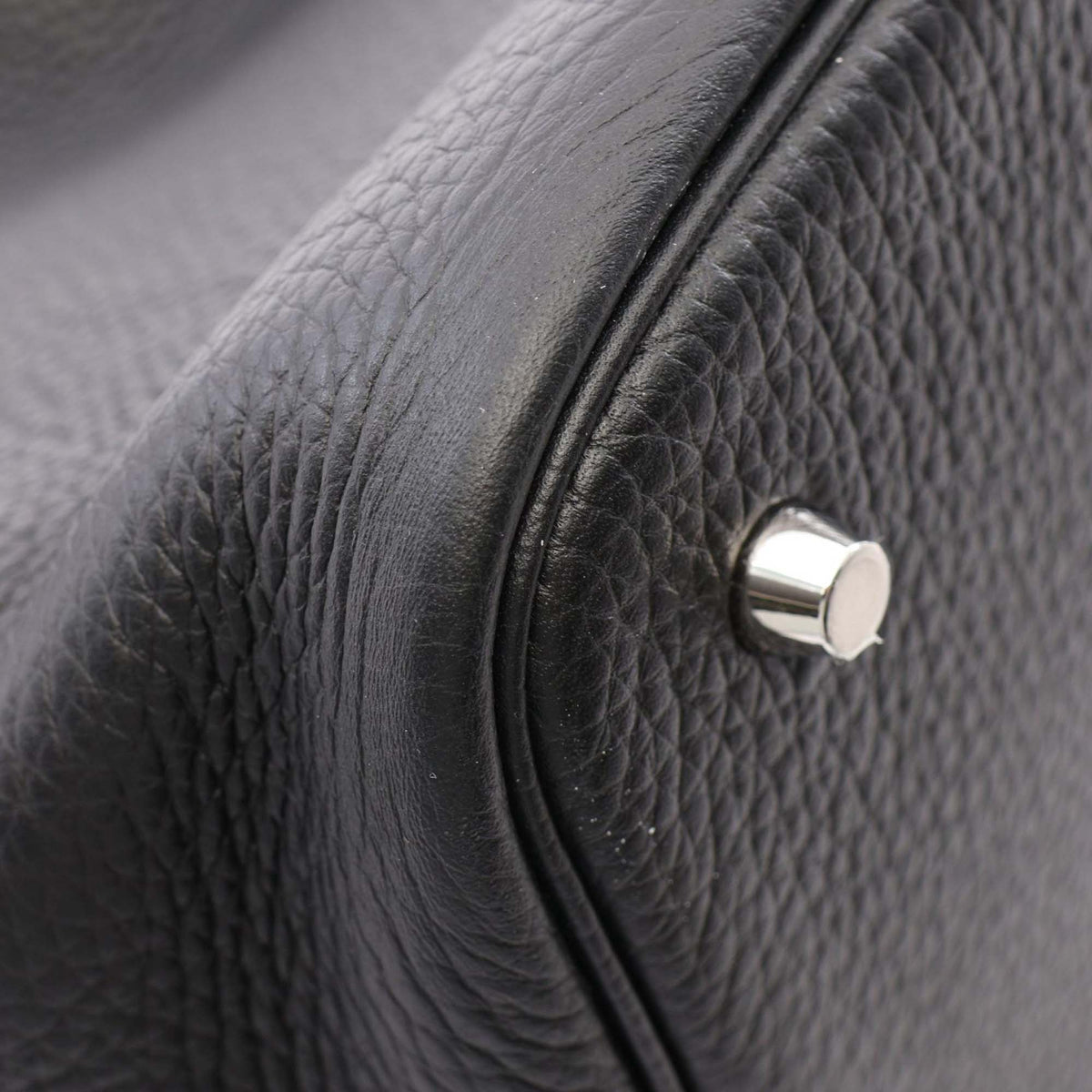 Hermès Clemence Picotin Lock 22 — Black