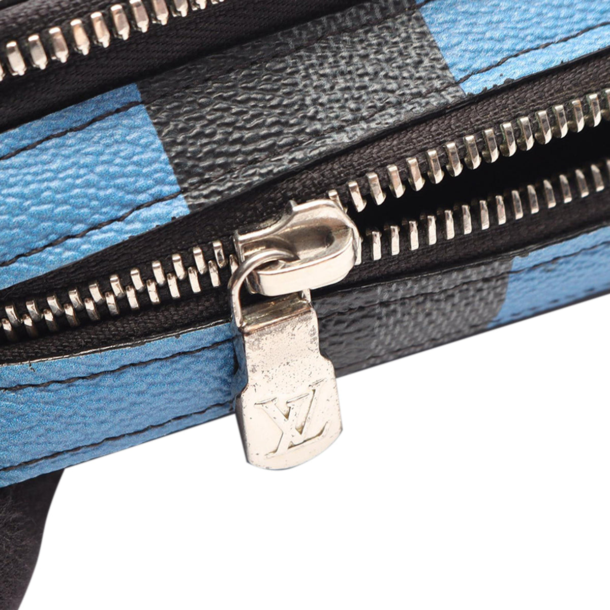 Louis Vuitton Damier Graphite Giant Alpha Wearable Wallet — Blue