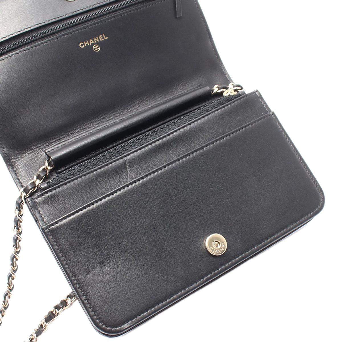 Chanel Bicolor Quilted Lambskin Camellia Wallet on Chain — Black