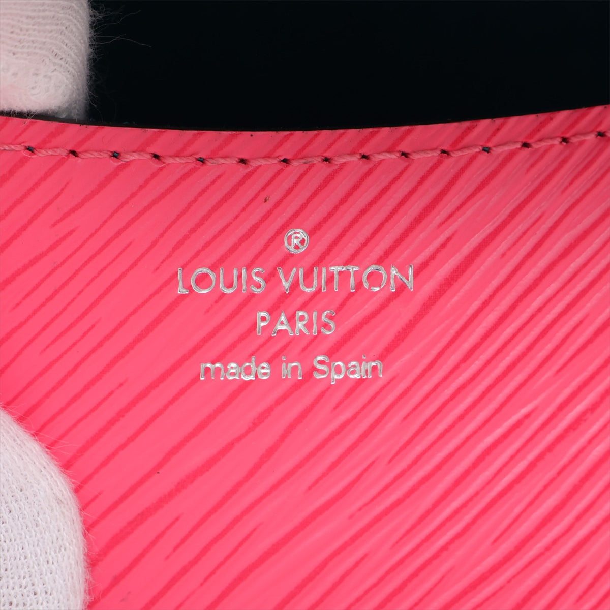 Louis Vuitton Epi Buci — Pink