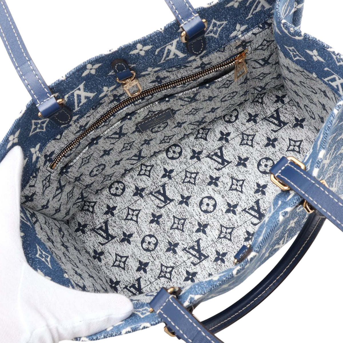 Louis Vuitton Monogram Denim Onthego MM — Blue