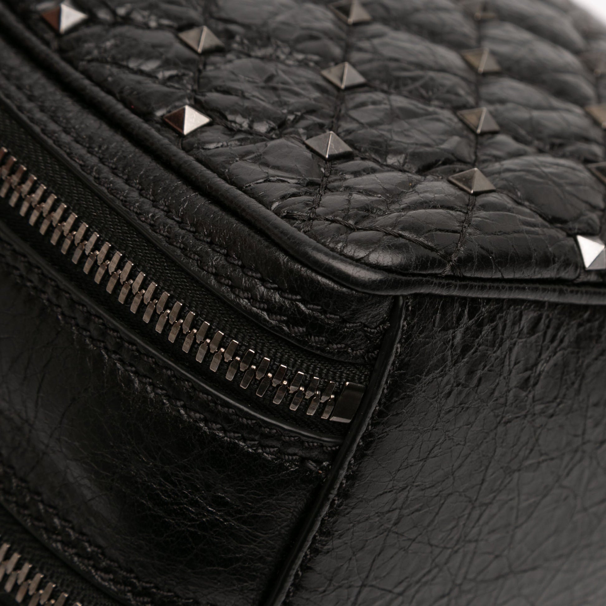 Valentino Quilted Crinkled Leather Rockstud Double Zip Camera Bag