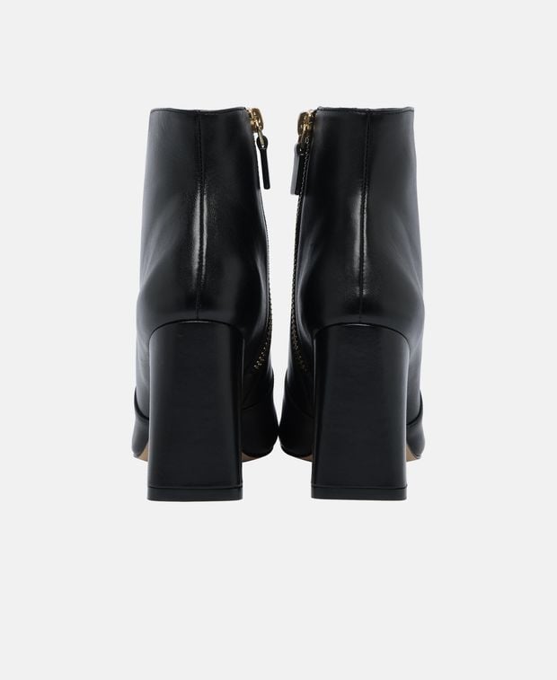 Stuart Weitzman Ankle boots