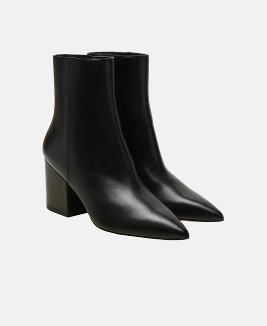 Stuart Weitzman Ankle boots
