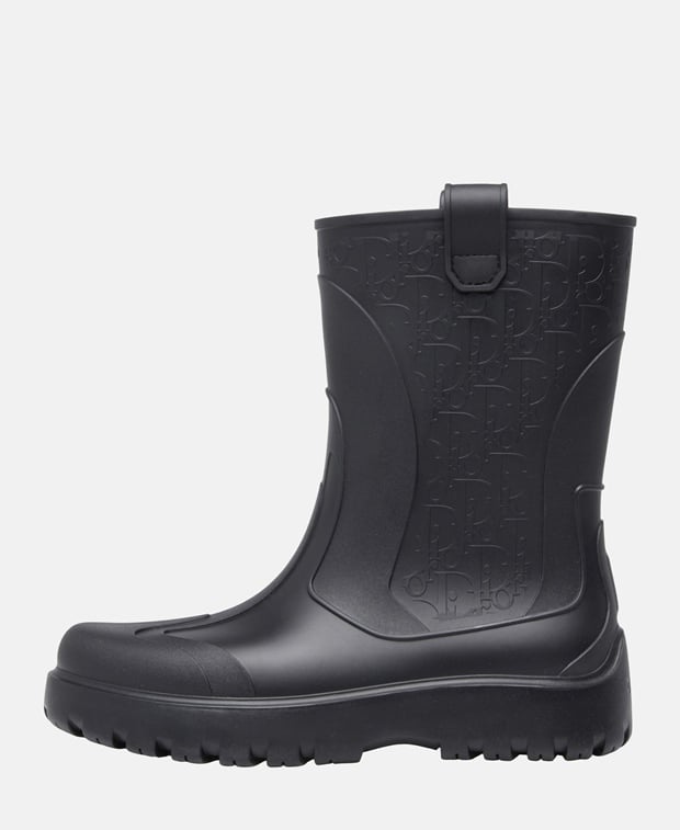 Wellington boots