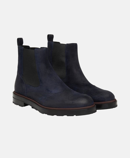 Chelsea boots