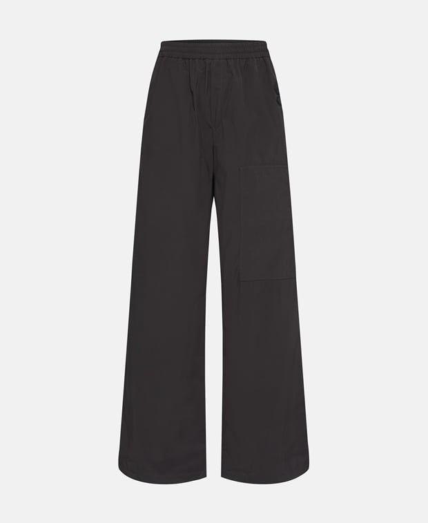 Wide-leg trousers