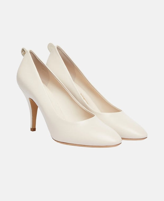 Salvatore Ferragamo Judy Pumps Beige