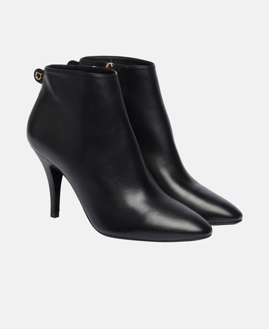 Salvatore Ferragamo Joan Ankle-boots Black
