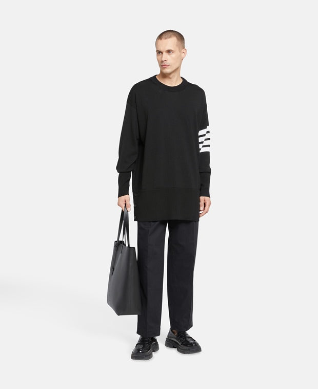 Long-sleeved jumper