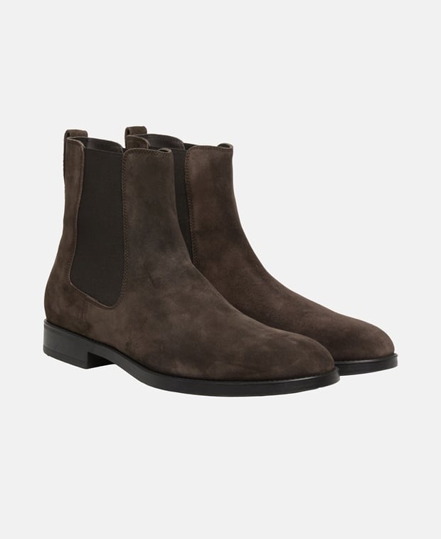 Chelsea boots