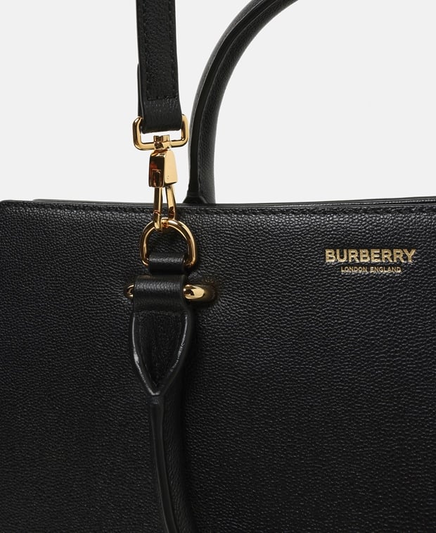 Burberry Leather handbag