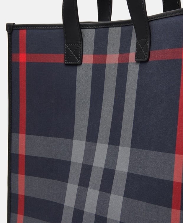 Burberry Shopper