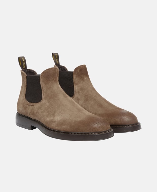 Chelsea boots