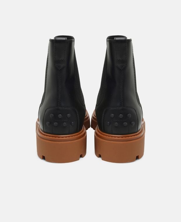Tod's Chelsea boots