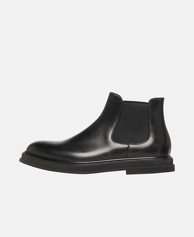 Doucal's Chelsea boots