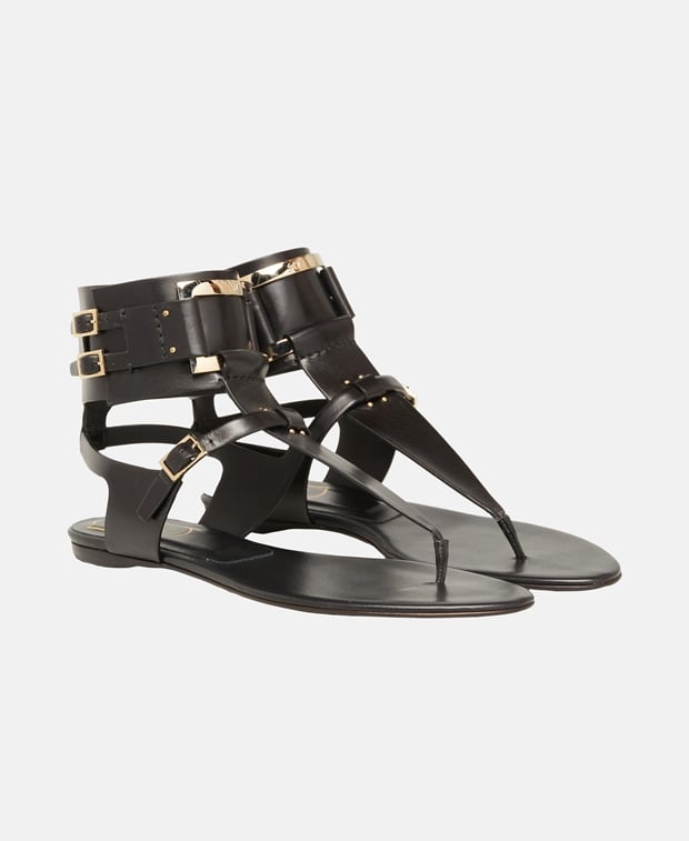 Roger Vivier Flip flops Black