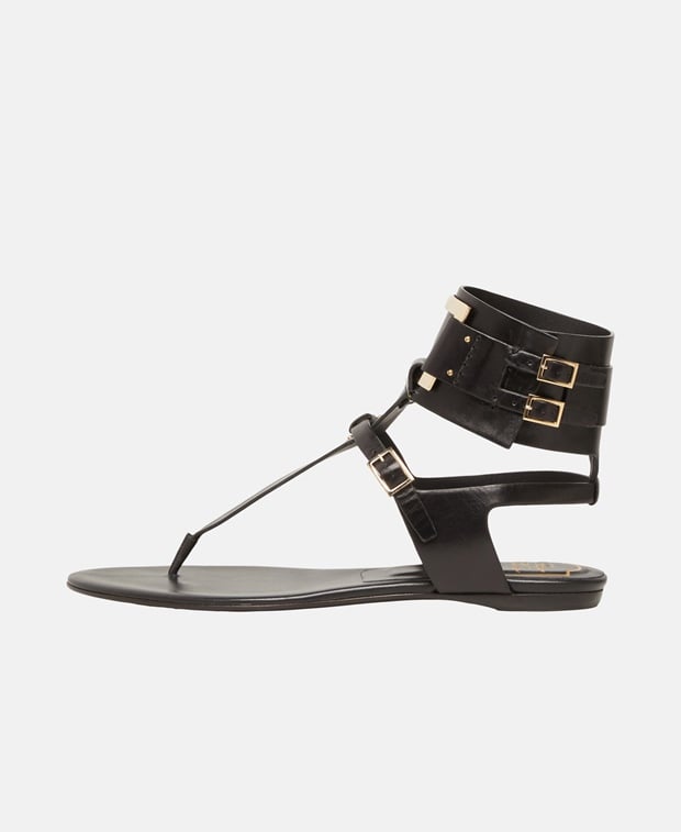 Roger Vivier Flip flops Black