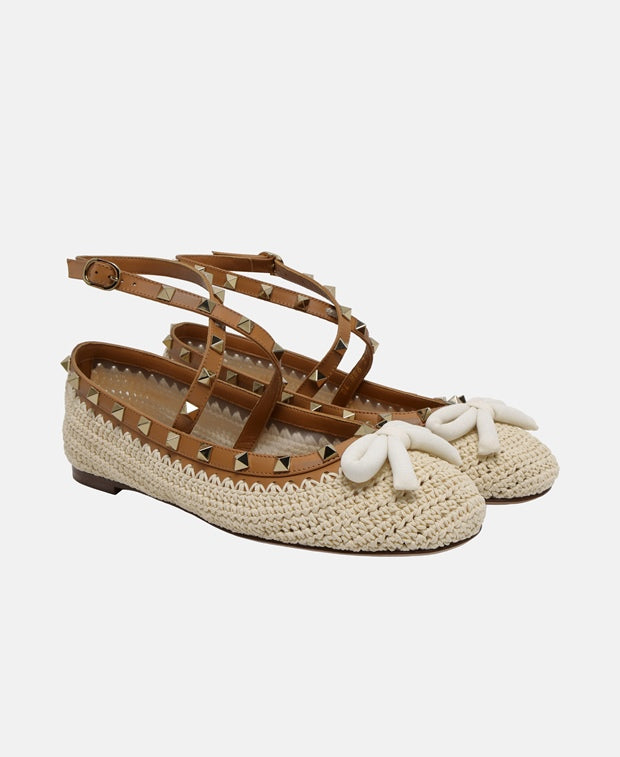 Valentino Garavani Rockstud Ballerina flat with straps Ecru