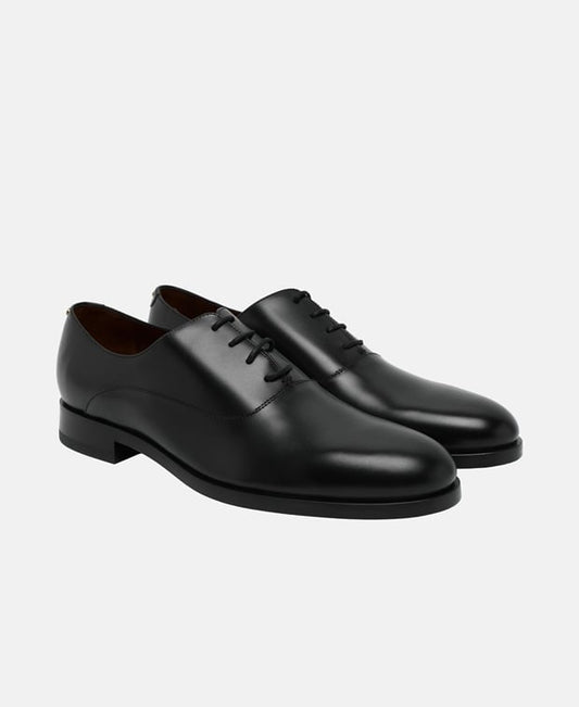 Valentino Garavani Derbys