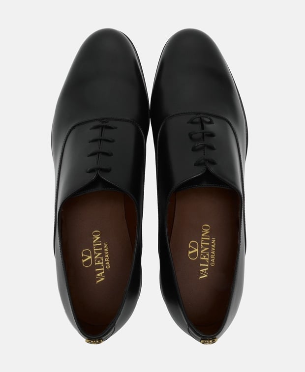 Valentino Garavani Derbys