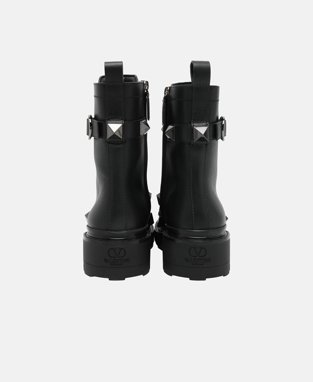 Valentino Garavani Roman stud Boots Black