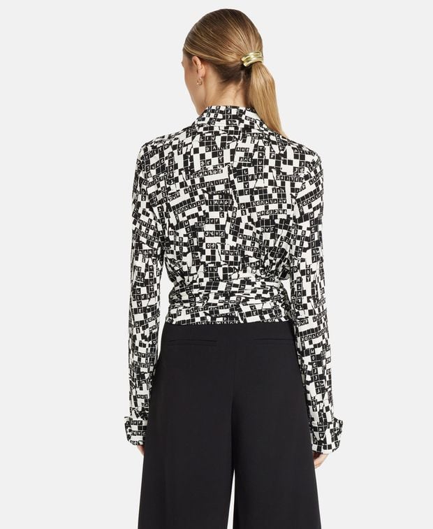 Diane von Furstenberg Wrap blouse