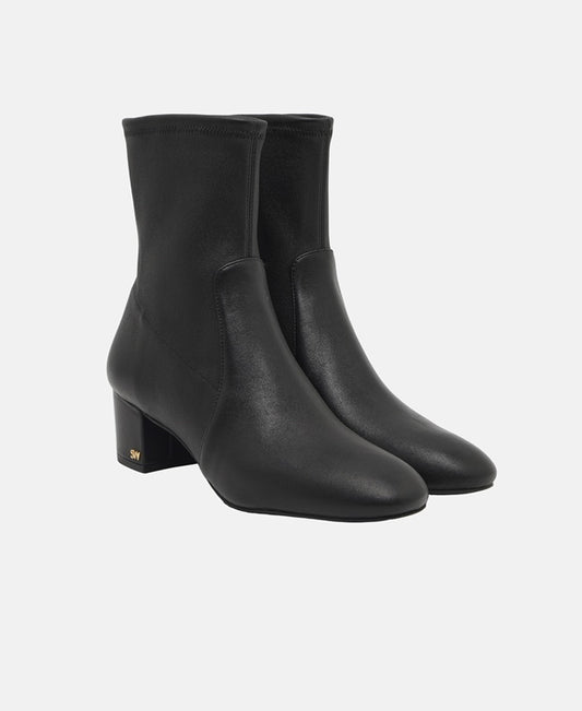 Stuart Weitzman Chelsea boots