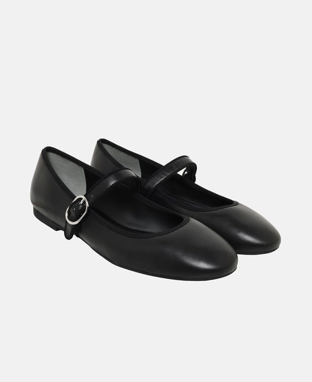 Stuart Weitzman Ballerina flat with straps Alice