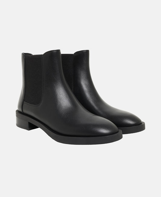 Stuart Weitzman Chelsea boots Sondra