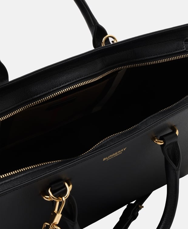 Burberry Leather handbag