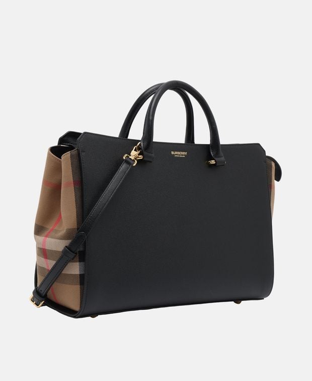 Burberry Leather handbag