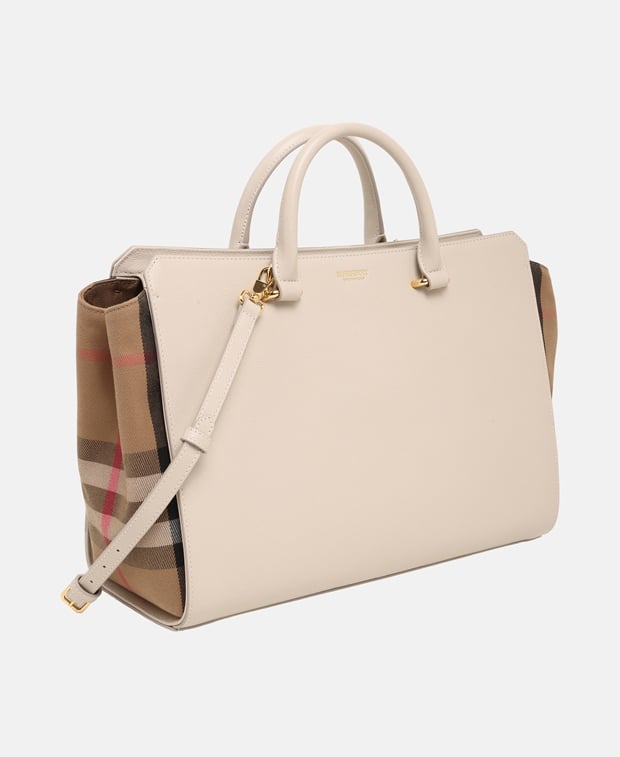 Burberry Leather handbag