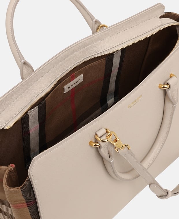 Burberry Leather handbag