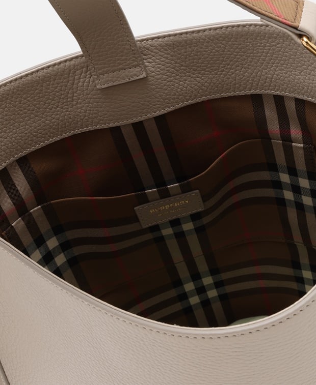 Burberry Bucket bag Beige