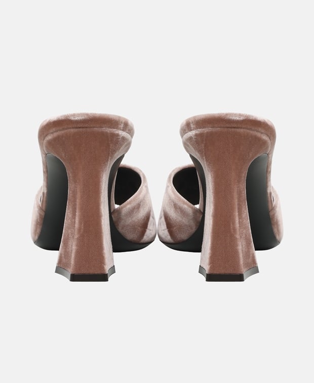 Giuseppe Zanotti Mules