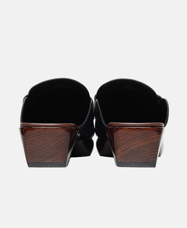 Tod's Zoccolo Basso Mules Black