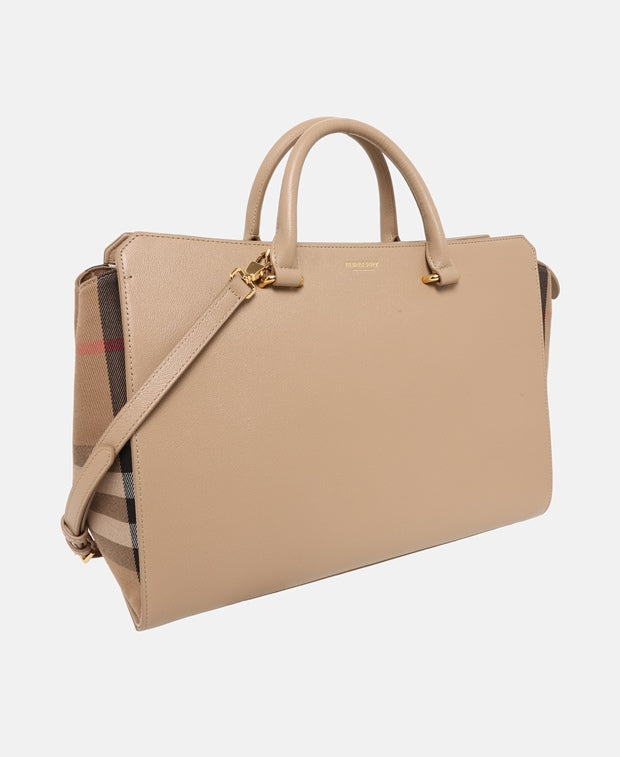 Burberry Leather handbag