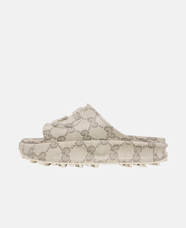 Gucci Cubic Rubber Sandals Beige