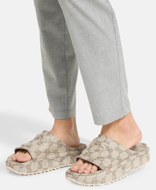 Cubic Rubber Sandals