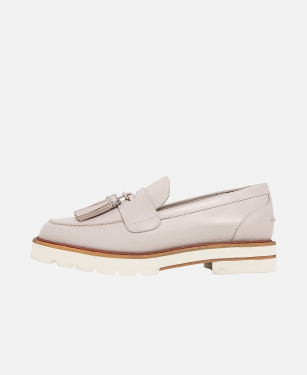 Stuart Weitzman Parker Loafers Off-white